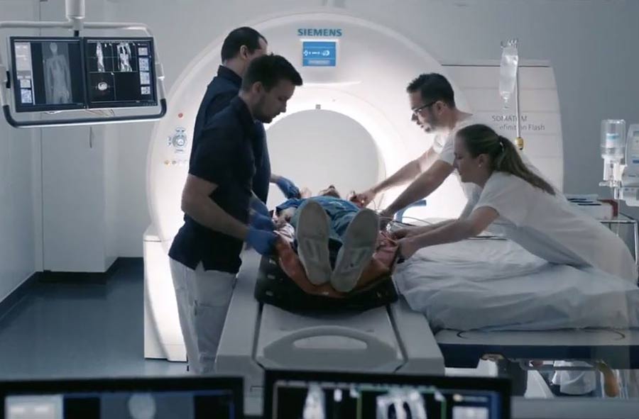 Radiologiefachmann/-frau HF – Film mit Porträts von Berufstätigen