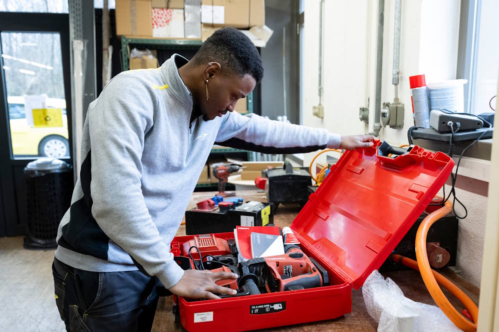 Werkzeug und Material bereitmachen