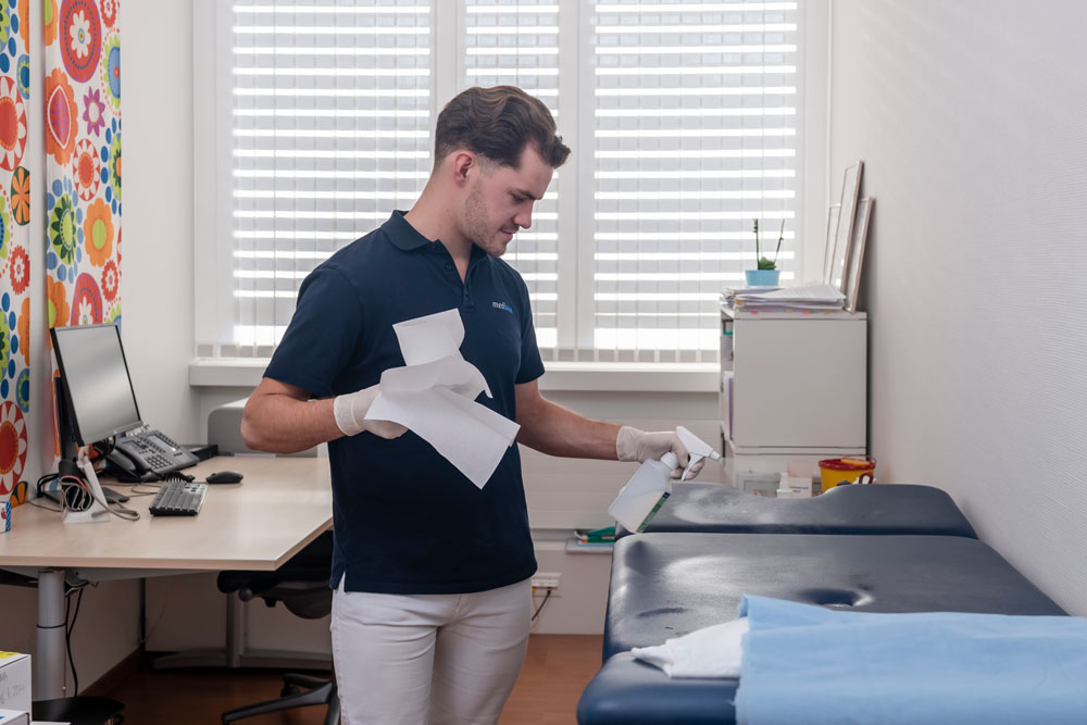 Das Sprechzimmer vorbreiten