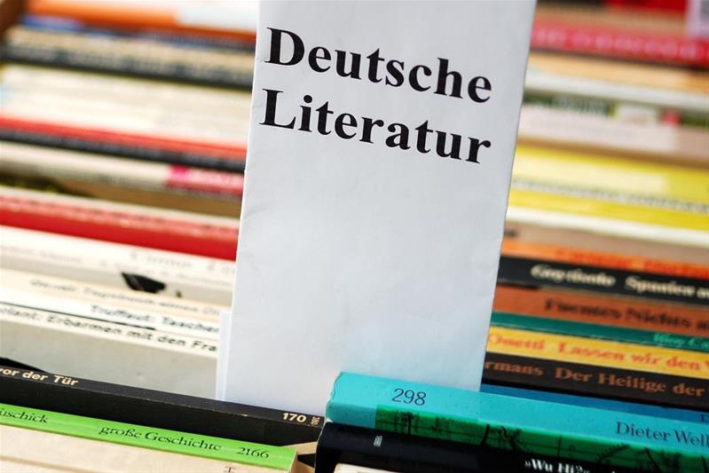 Deutsche Sprach- und Literaturwissenschaft